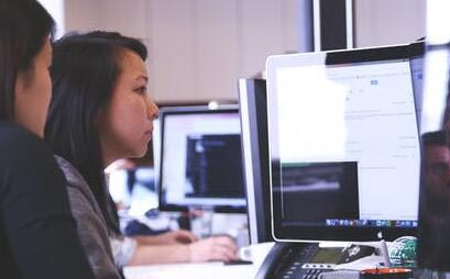 ���õ�һ��ؼ�